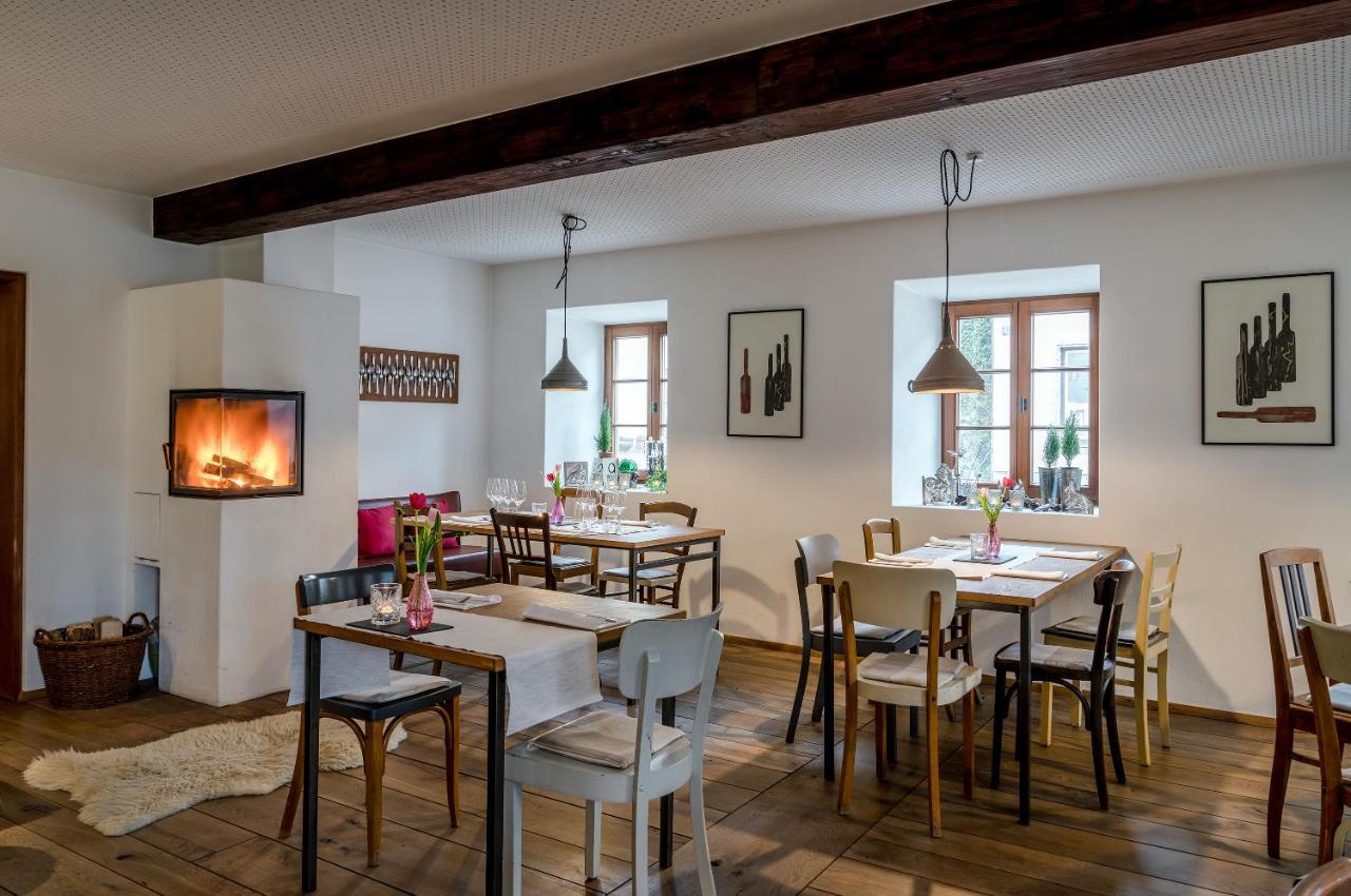 Fridolfing Gasthaus Unterwirt מראה חיצוני תמונה